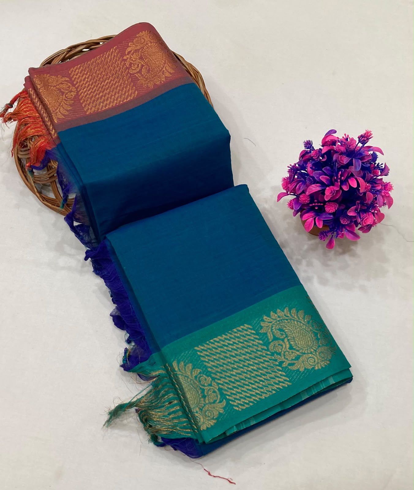Premium Tassel Border Cotton Saree